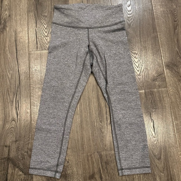 Lululemon Wunder Under Crop Leggings Heathered Slate Gray Mid Rise Size 4 Yoga - Picture 2 of 10